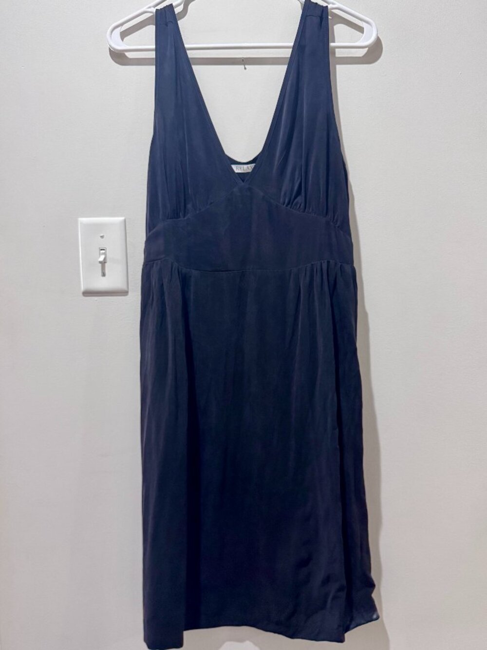 LA relaxed Cupro V Dress--sz L